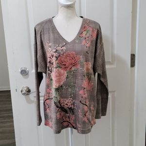 Joh apparel Women's Sz S NWT!